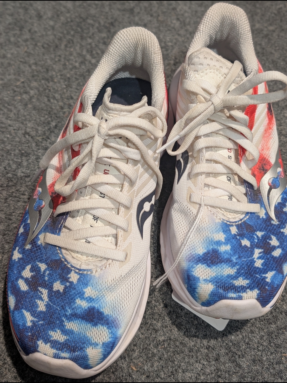 Saucony White, Blue & Red American Flag Mesh Running Shoes